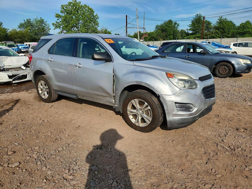 2017 CHEVROLET EQUINOX LS — Фото 4 из 13