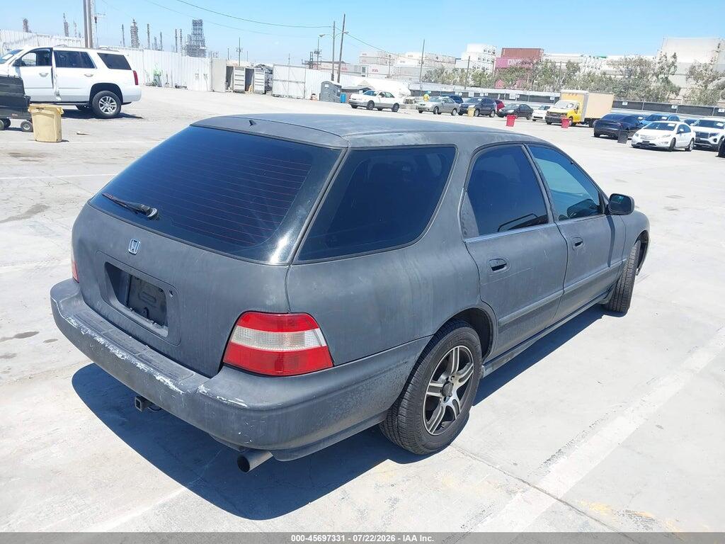 1HGCE1824SA010541 1995 HONDA ACCORD photo no. 4