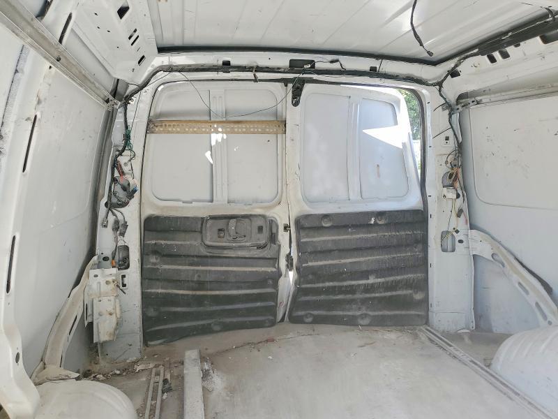 1GCZGGFF8H1108301 2017 CHEVROLET EXPRESS 3500 photo no. 10