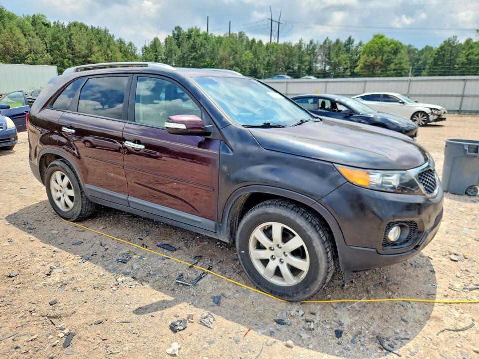 2013 KIA SORENTO LX — Фото 4 из 13