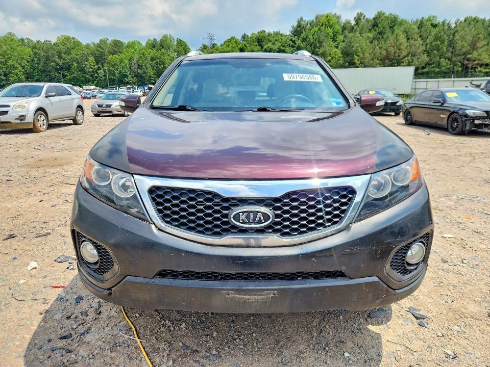 2013 KIA SORENTO LX — Фото 5 из 13