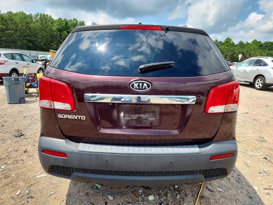 2013 KIA SORENTO LX — Фото 6 из 13