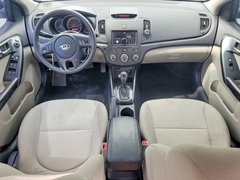 2013 KIA FORTE EX — Фото 8 из 12
