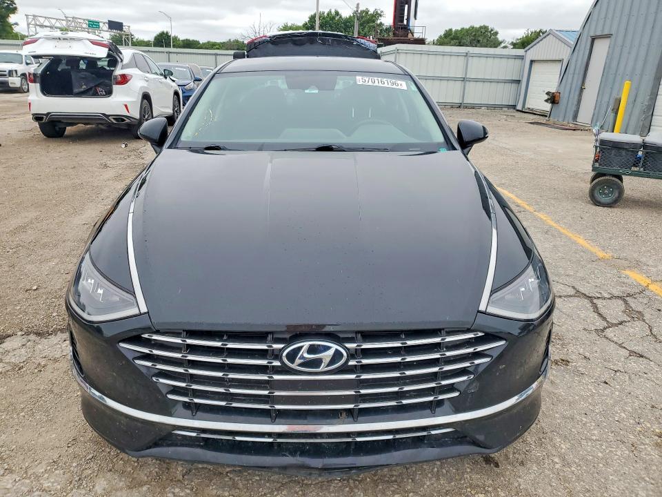 2022 HYUNDAI SONATA HYBRID SEL — Фото 5 из 13