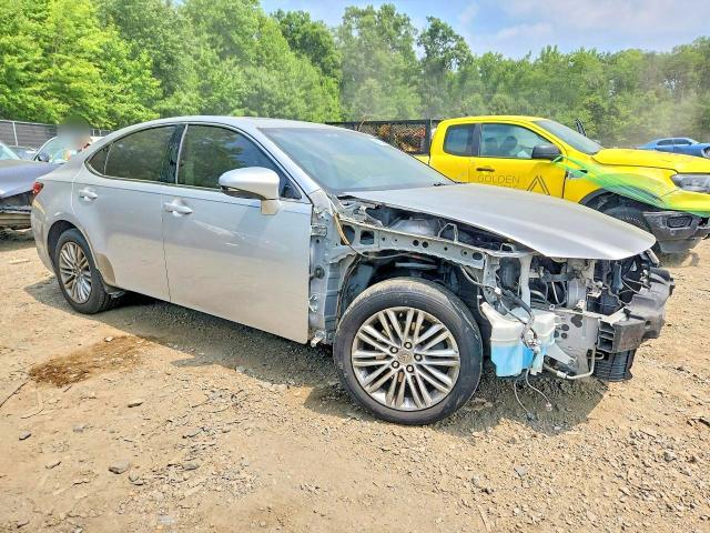 2013 LEXUS ES 350 — Фото 4 из 13