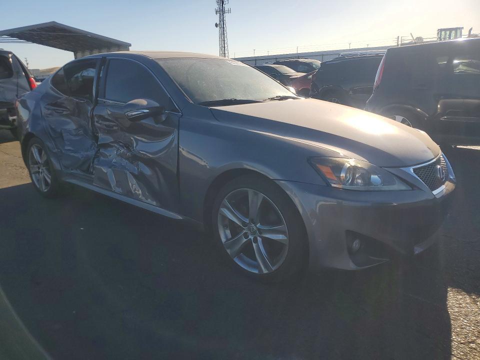 JTHBF5C23D5187730 2013 LEXUS IS photo no. 4