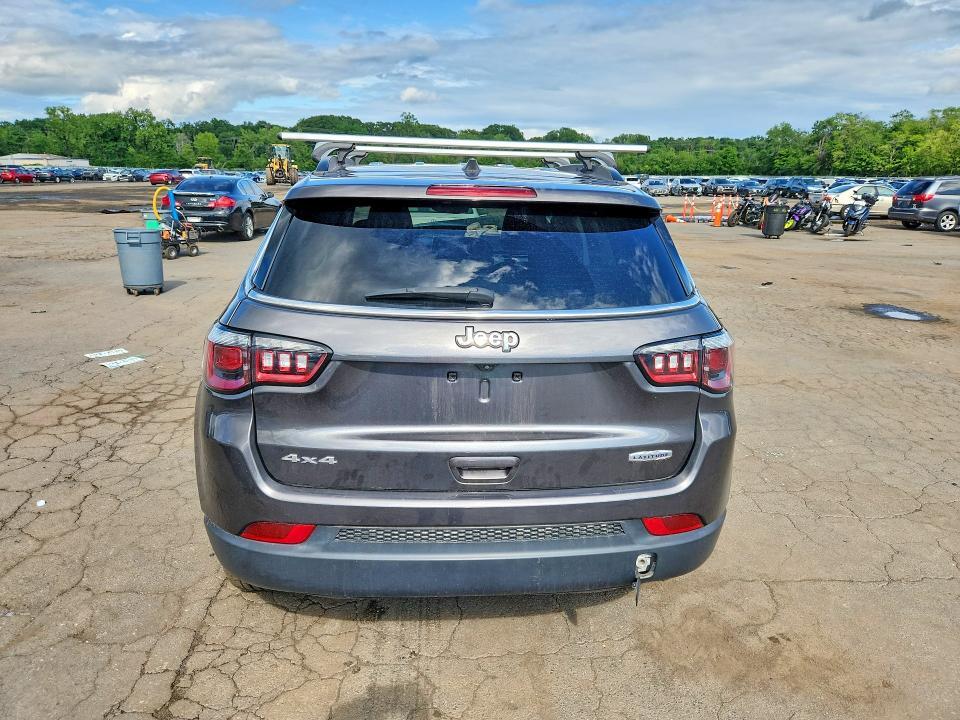 3C4NJDBB8NT175499 2022 JEEP COMPASS photo no. 6