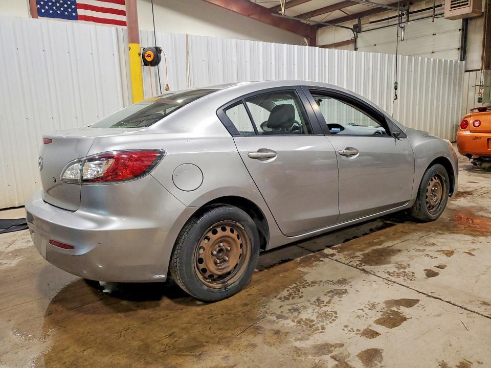 JM1BL1TG7D1786023 2013 MAZDA 3 photo no. 3