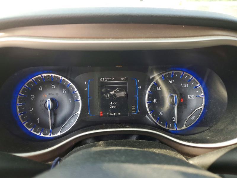 2017 CHRYSLER PACIFICA TOURING — Фото 9 из 13
