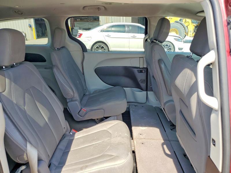 2017 CHRYSLER PACIFICA TOURING — Фото 11 из 13