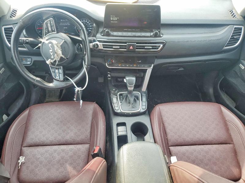 2022 KIA SELTOS SX — Фото 8 из 12