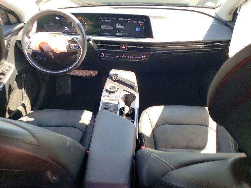 2022 KIA EV6 WIND — Фото 8 из 13