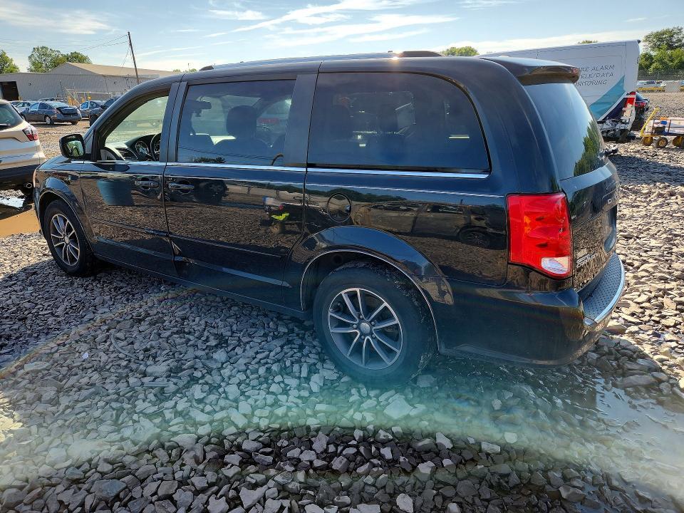 2017 DODGE GRAND CARAVAN SXT — Фото 2 из 13