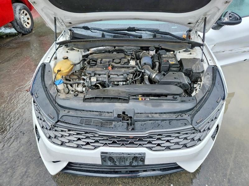 2022 KIA K5 LX — Фото 11 из 12