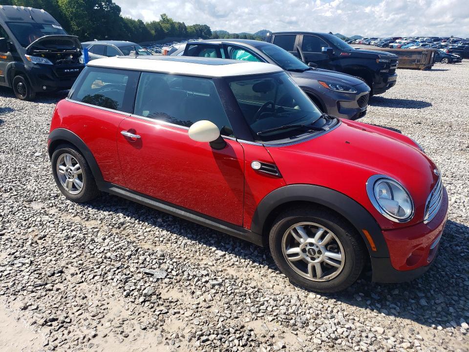 2013 MINI COOPER — Фото 4 из 12
