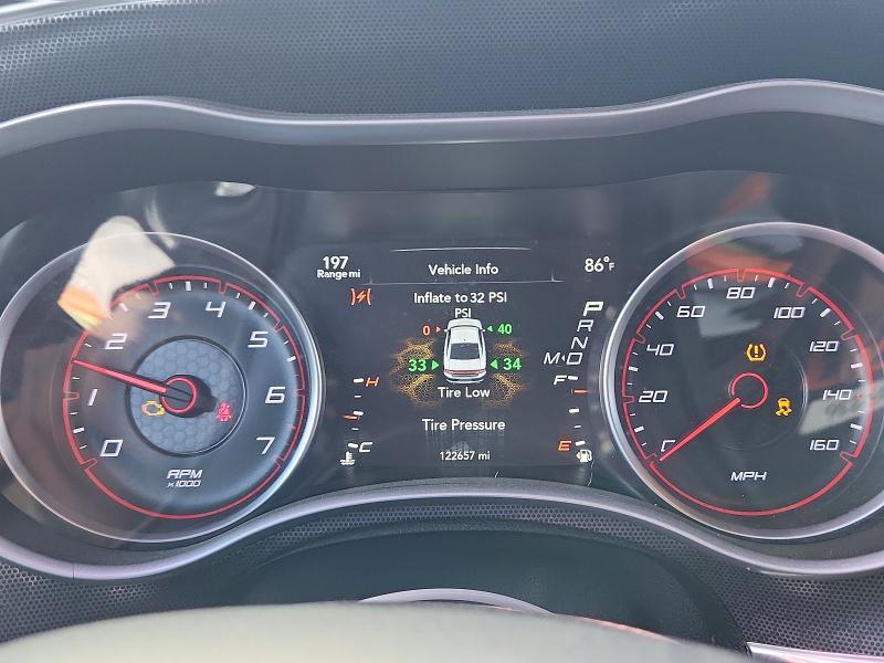 2017 DODGE CHARGER R — Фото 9 из 12