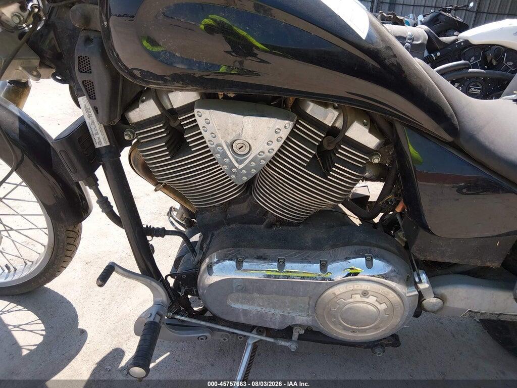 5VPGB16D043004502 2004 VICTORY MOTORCYCLES VEGAS photo no. 9