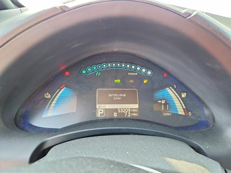 2013 NISSAN LEAF — Фото 9 из 12