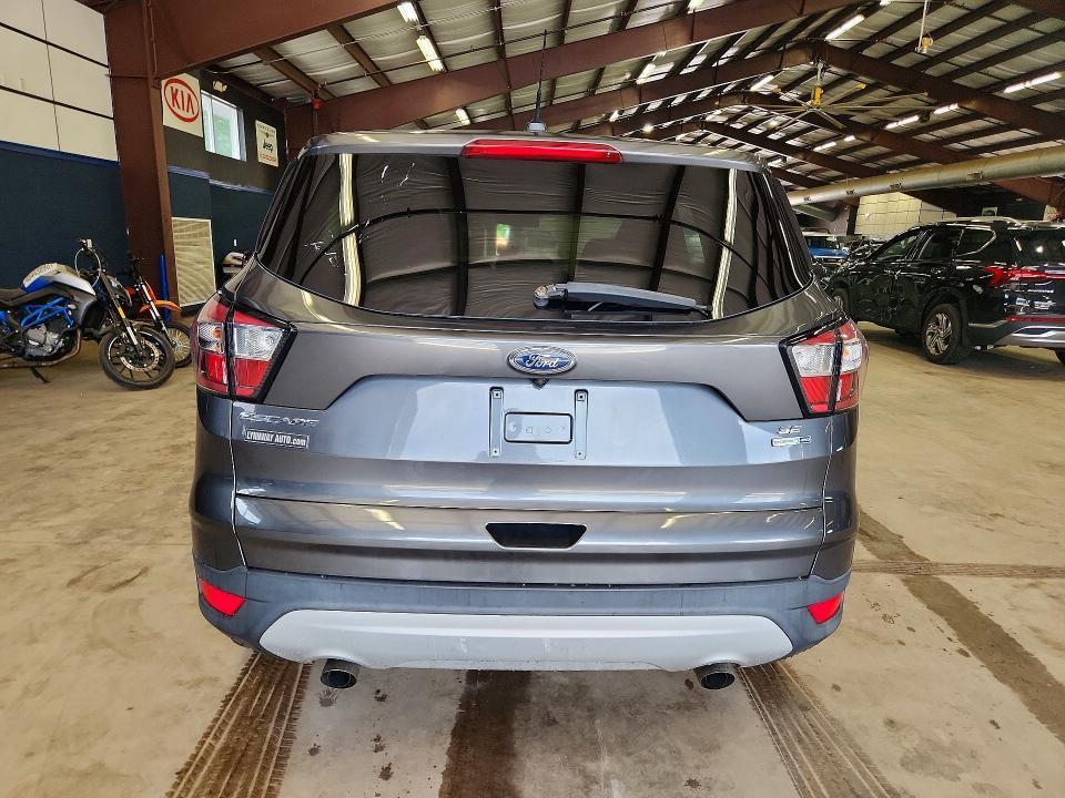 2017 FORD ESCAPE SE — Фото 6 из 13