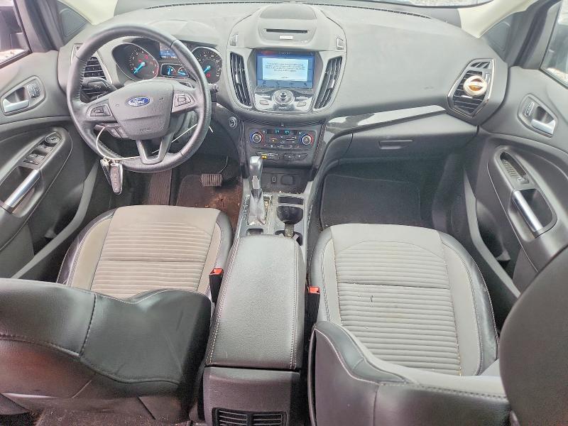 2017 FORD ESCAPE TITANIUM — Фото 8 из 12