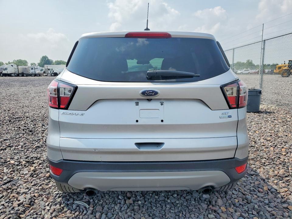 2017 FORD ESCAPE SE — Фото 6 из 14