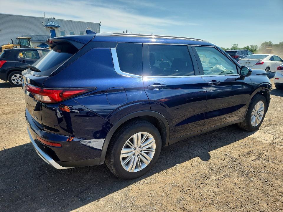 2022 MITSUBISHI OUTLANDER SE — Фото 3 из 12