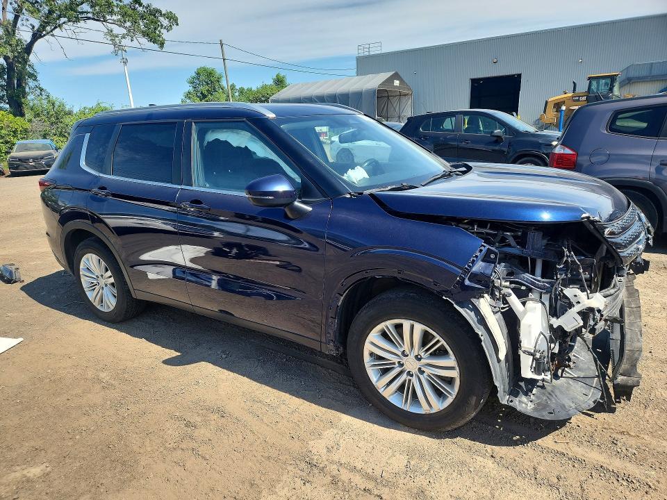 2022 MITSUBISHI OUTLANDER SE — Фото 4 из 12