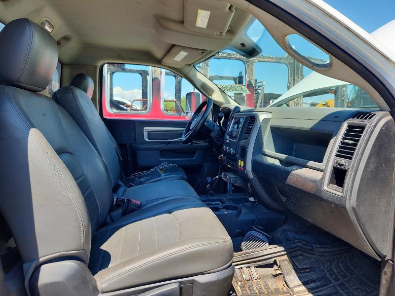 2013 RAM 5500 BUCKET TRUCK — Фото 11 из 13