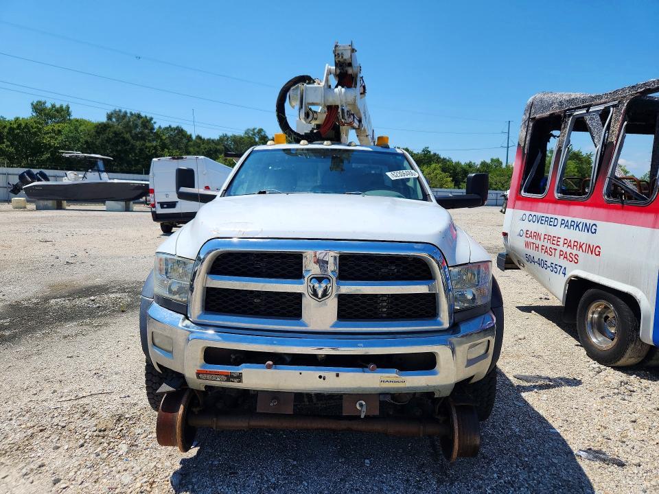 2013 RAM 5500 BUCKET TRUCK — Фото 5 из 13