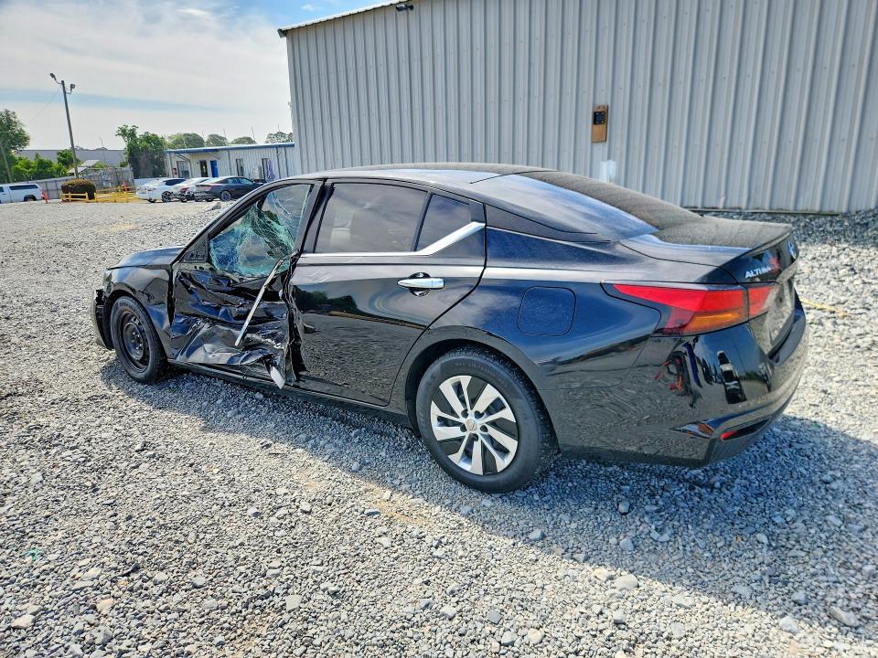2022 NISSAN ALTIMA S — Фото 2 из 12