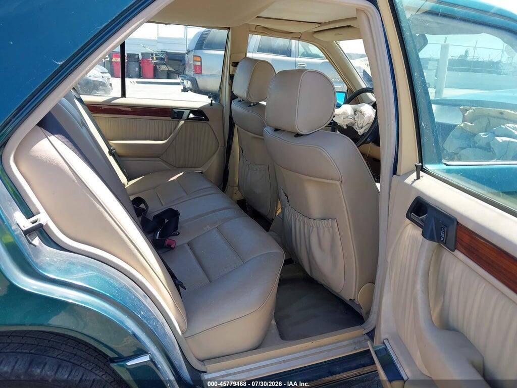 WDBEA32E1SC156559 1995 MERCEDES-BENZ E photo no. 8