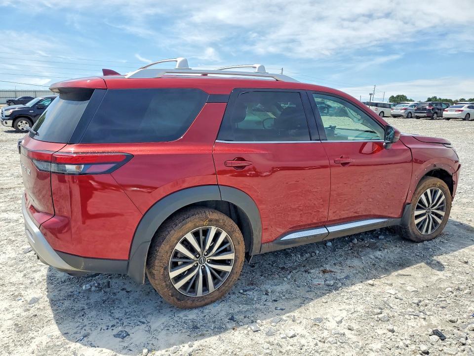 2022 NISSAN PATHFINDER PLATINUM — Фото 3 из 13