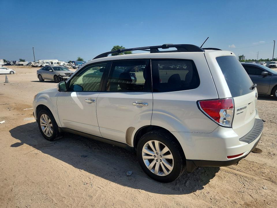 2013 SUBARU FORESTER LIMITED — Фото 2 из 13