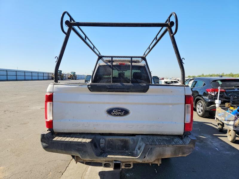 2017 FORD F350 SUPER DUTY — Фото 10 из 12