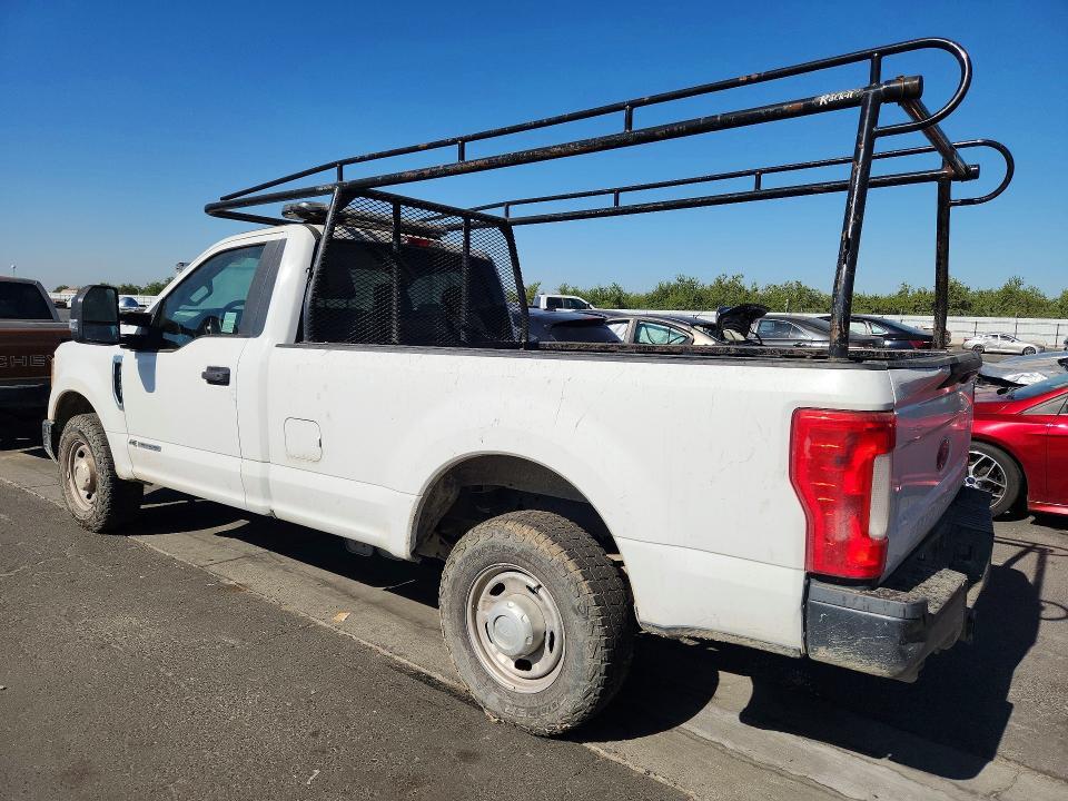 2017 FORD F350 SUPER DUTY — Фото 2 из 12