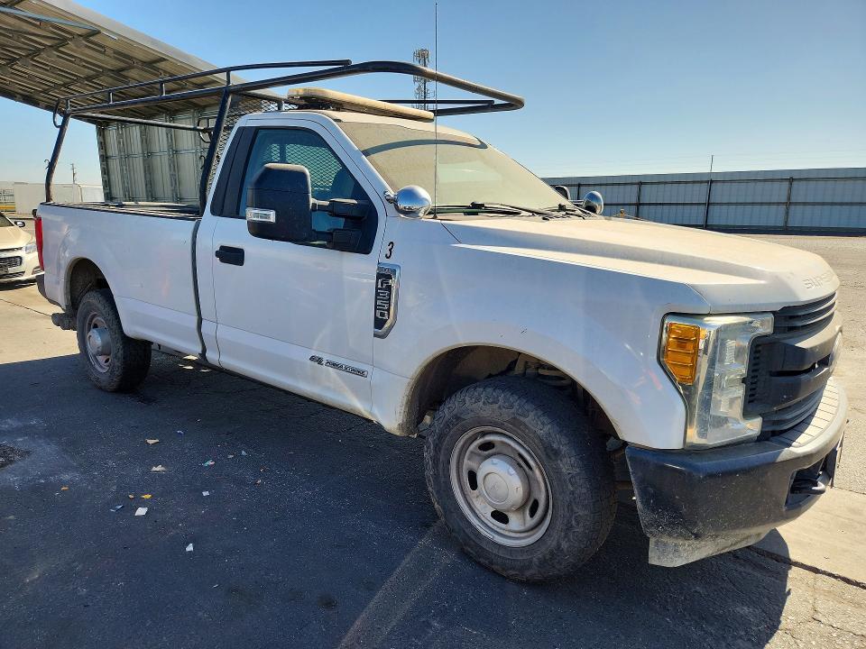 2017 FORD F350 SUPER DUTY — Фото 4 из 12
