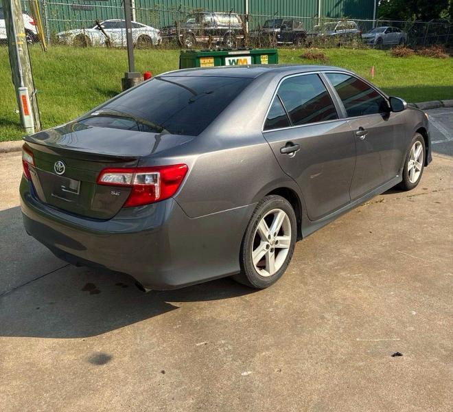 2013 TOYOTA CAMRY SE — Фото 4 из 10
