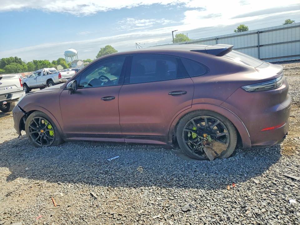 2022 PORSCHE CAYENNE S COUPE — Фото 2 из 14