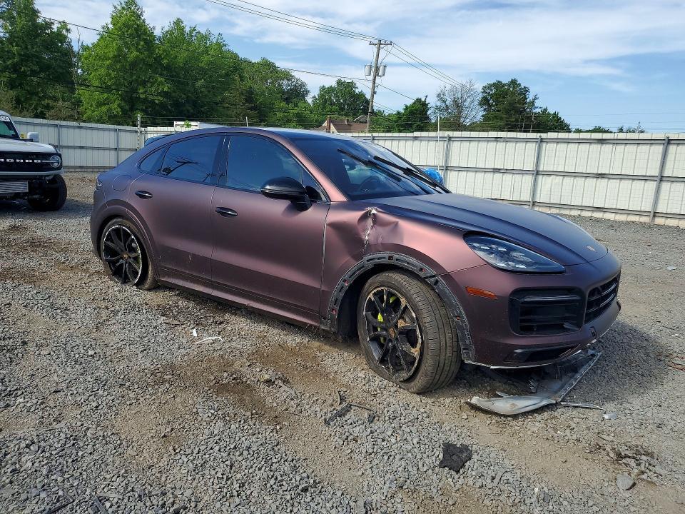 2022 PORSCHE CAYENNE S COUPE — Фото 4 из 14