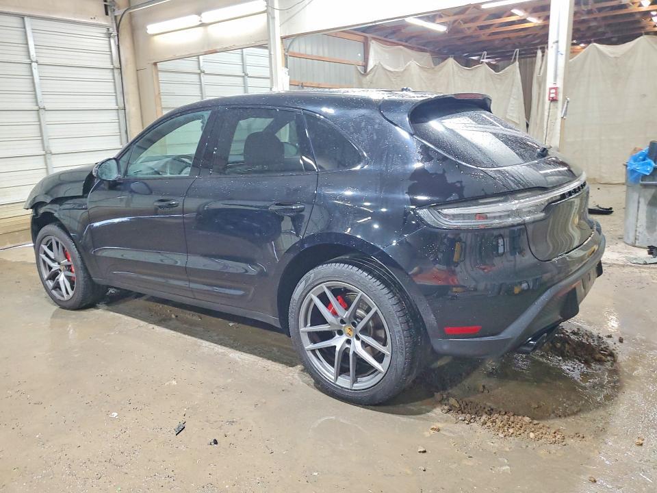 2022 PORSCHE MACAN S — Фото 2 из 14