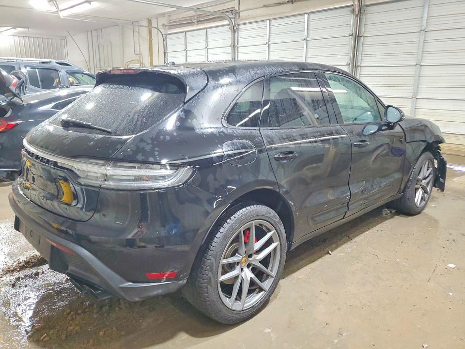 2022 PORSCHE MACAN S — Фото 3 из 14