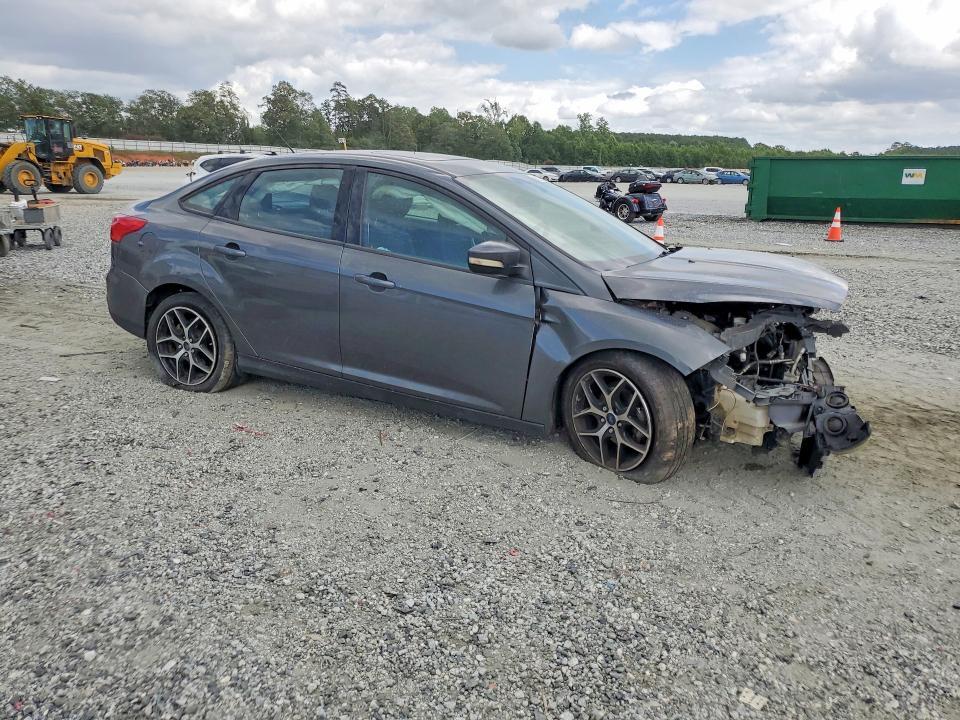 2017 FORD FOCUS SEL — Фото 4 из 12
