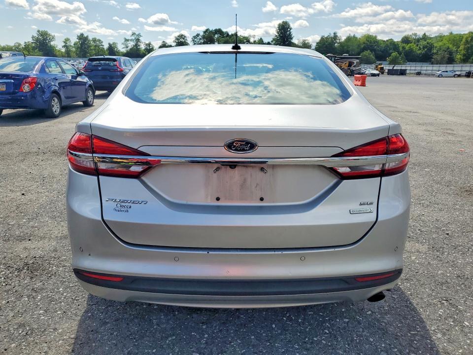 2017 FORD FUSION SE — Фото 6 из 12