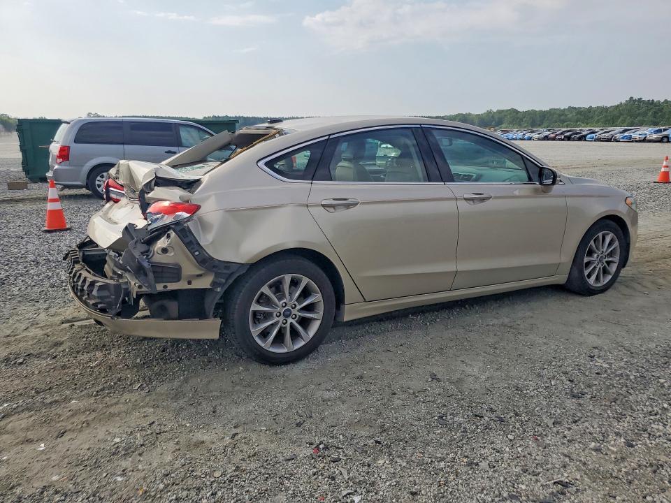 2017 FORD FUSION SE — Фото 3 из 12