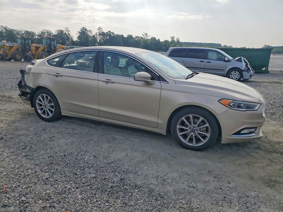 2017 FORD FUSION SE — Фото 4 из 12