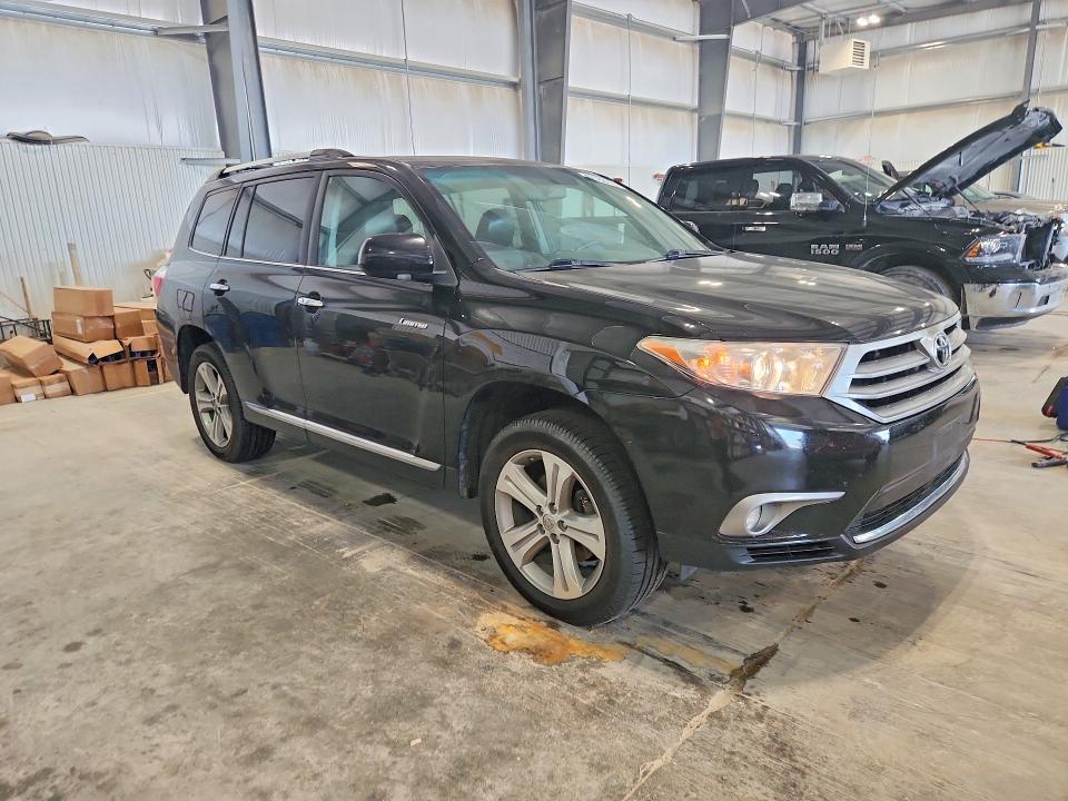 2013 TOYOTA HIGHLANDER LIMITED — Фото 4 из 13