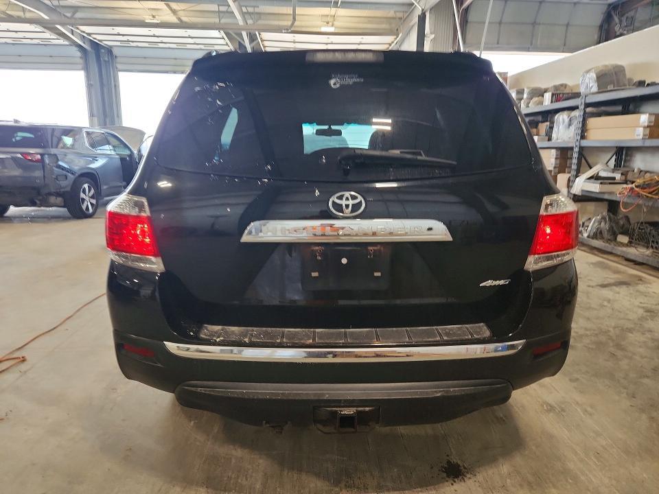 2013 TOYOTA HIGHLANDER LIMITED — Фото 6 из 13