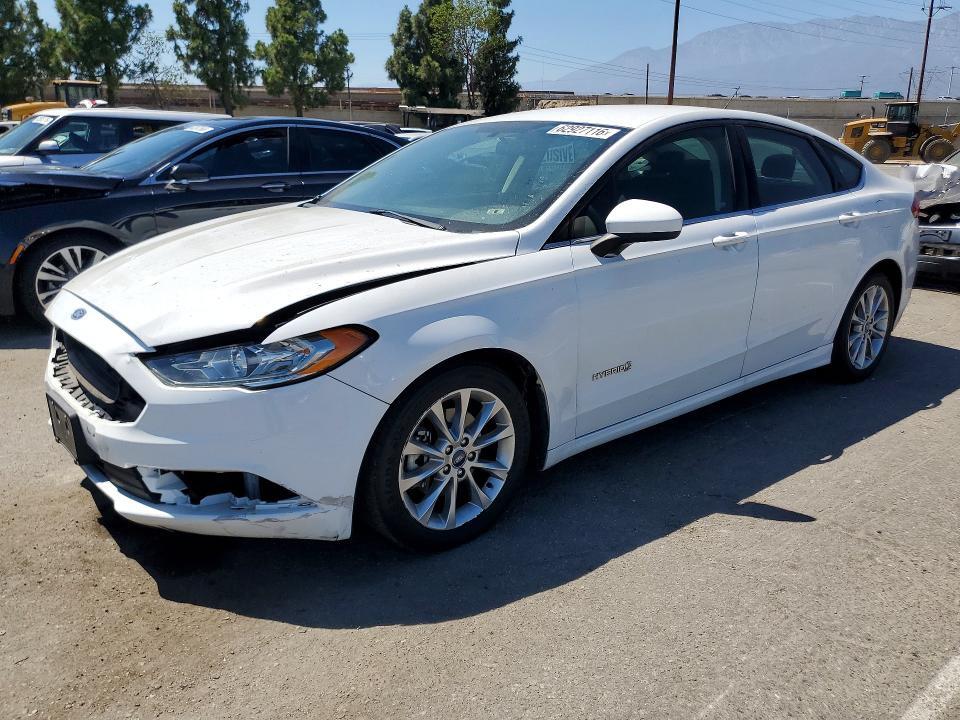 3FA6P0LUXHR355327 2017 FORD FUSION photo no. 1
