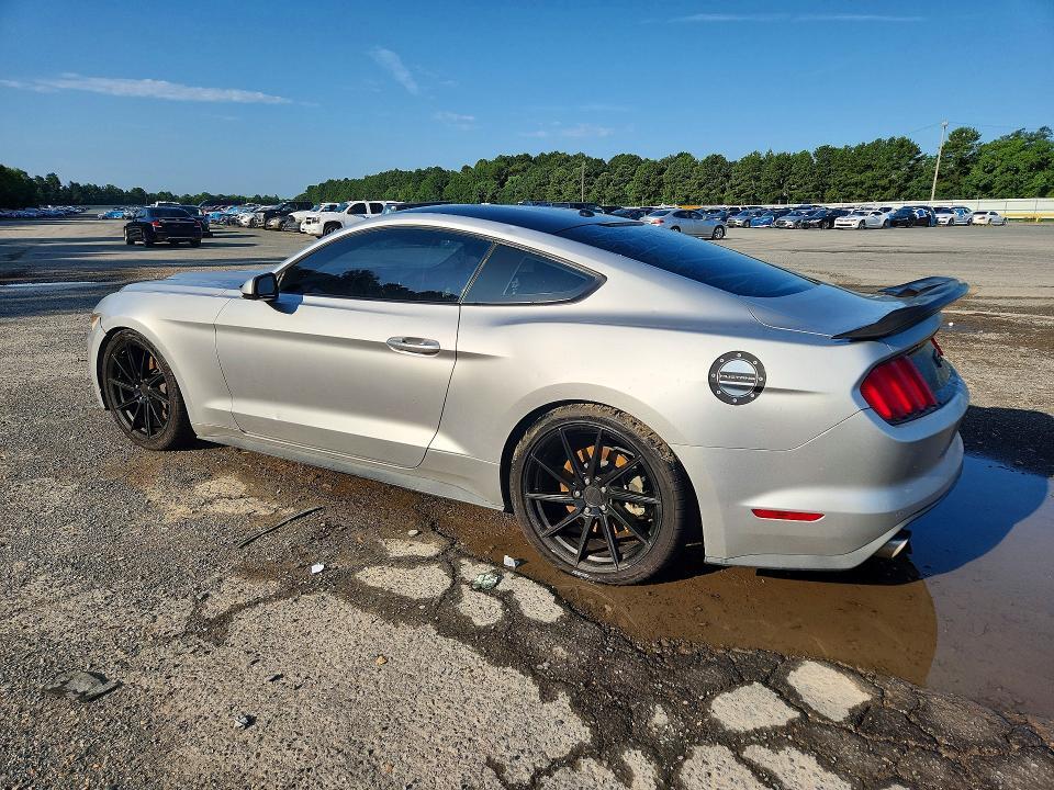 1FA6P8THXH5316998 2017 FORD MUSTANG photo no. 2