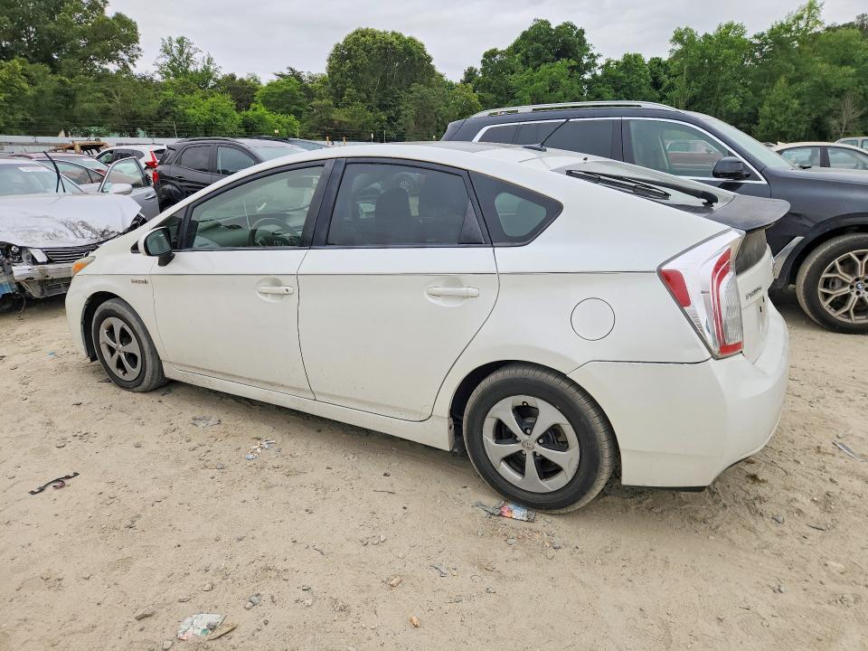 2013 TOYOTA PRIUS THREE — Фото 2 из 12